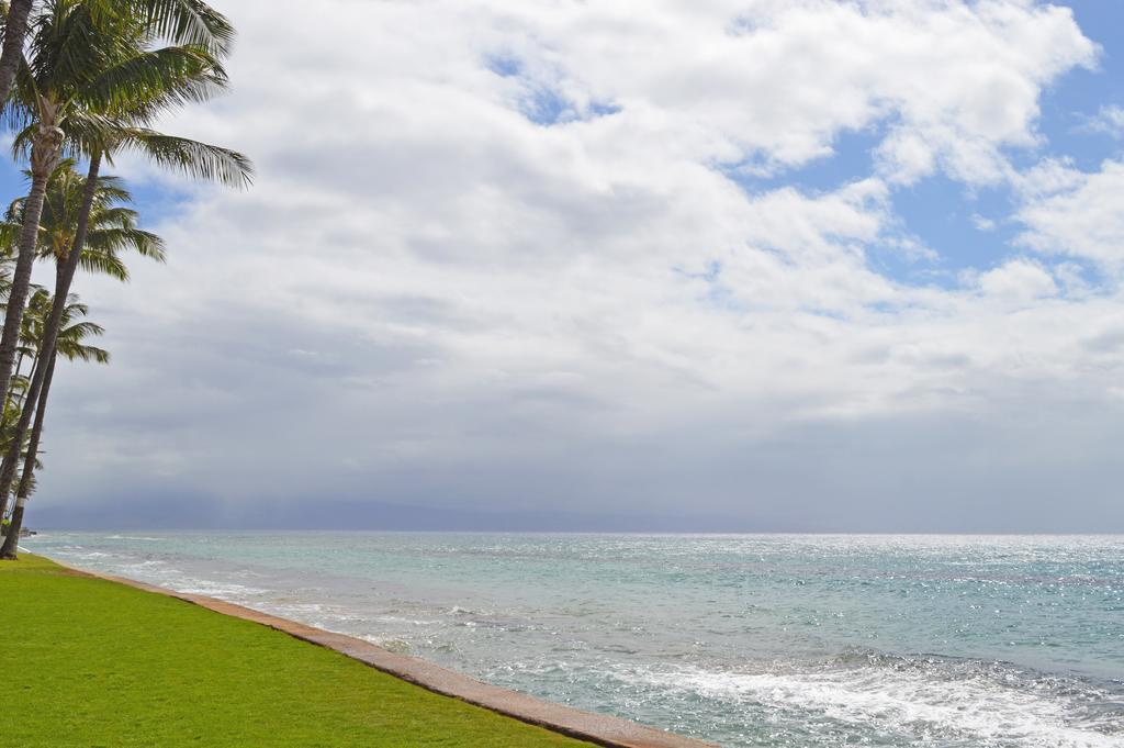 Aston Paki Maui Aparthotel Lahaina Exterior photo